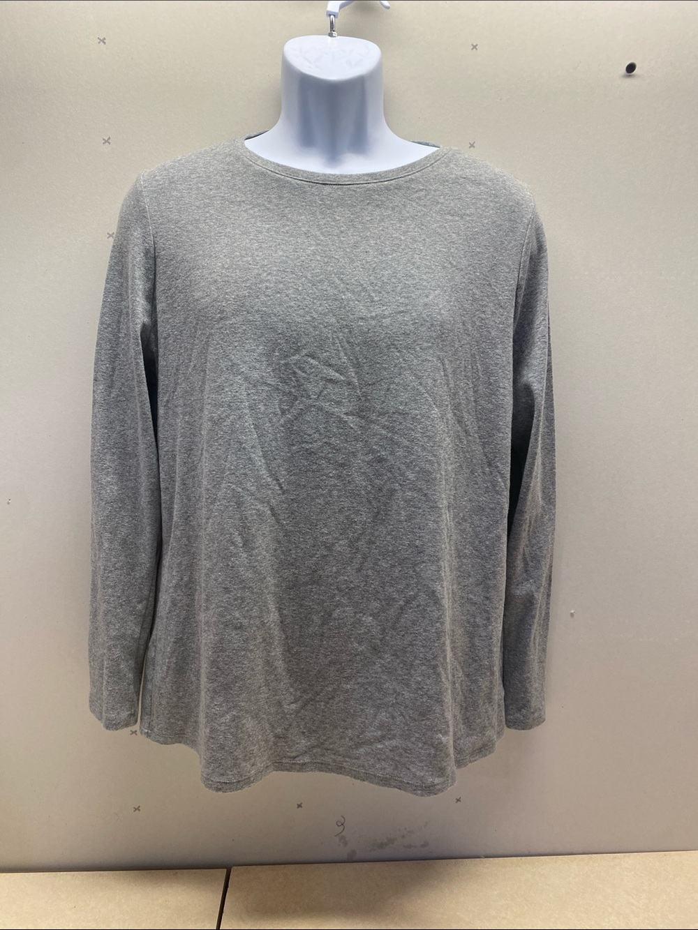 Lane Bryant Gray Long-Sleeve Crewneck Top